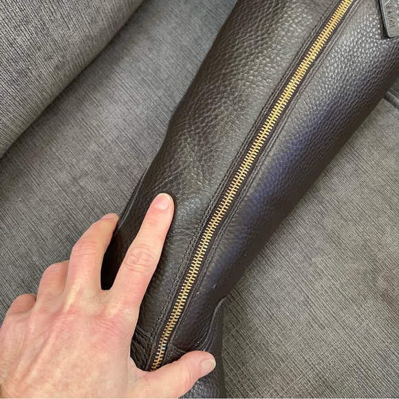 PRADA Vitello Daino Moro Brown Pebbled Leather Riding Boots Zipper Closure - Picture 14 of 16